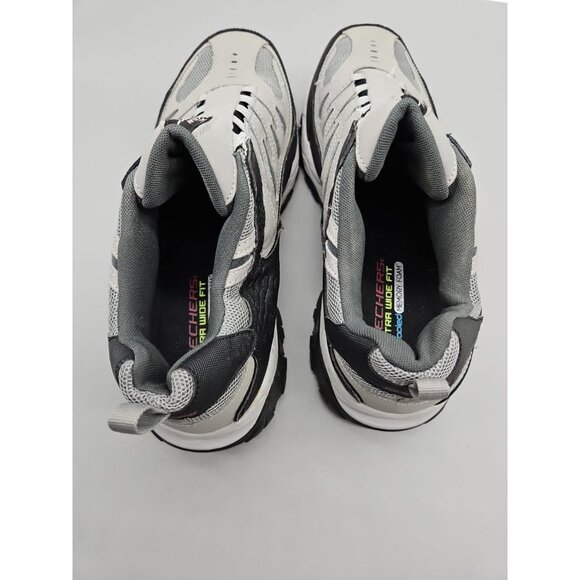 Skechers Men's Black and Gray Athletic Shoes Like New - Picture 6 of 10